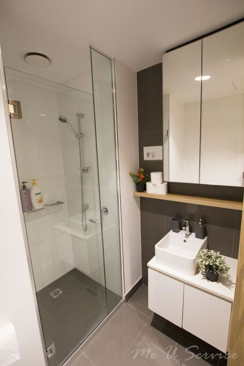 Carlson View Serviced Apartments - Accommodation Guide 16