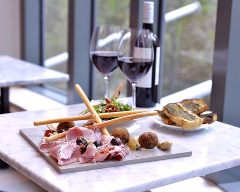 Novotel Melbourne On Collins - Accommodation Guide 29