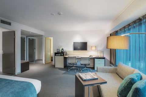 Novotel Melbourne On Collins - Accommodation Guide 2