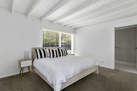 Oasis On Grange - Accommodation Asia 11