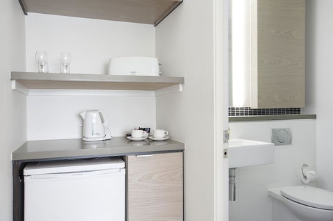 St Kilda Central Apartments - Accommodation Asia 14