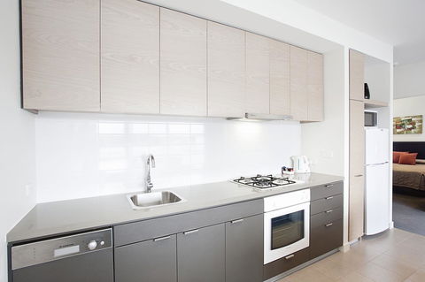 St Kilda Central Apartments - Accommodation Asia 15