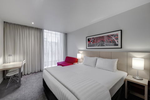 Travelodge Hotel Melbourne Docklands - Accommodation Asia 0