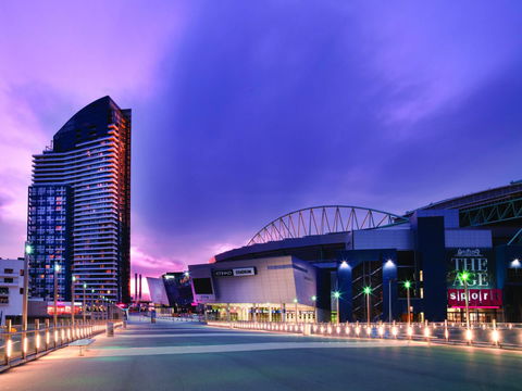 Travelodge Hotel Melbourne Docklands - Accommodation Asia 7