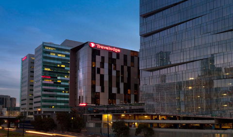 Travelodge Hotel Melbourne Docklands - Accommodation Asia 23