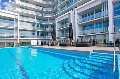Doncaster Private Collection 2 Bed Townhouse@Pearl - Accommodation Asia 16