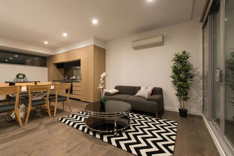 Doncaster Private Collection 2 Bed Townhouse@Pearl - Accommodation Asia 3