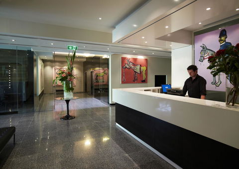 The Cullen Melbourne - Art Series - Accommodation Guide 44
