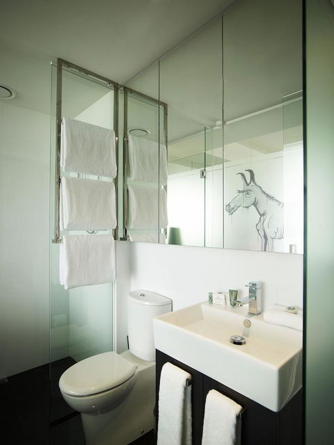 The Cullen Melbourne - Art Series - Accommodation Guide 6