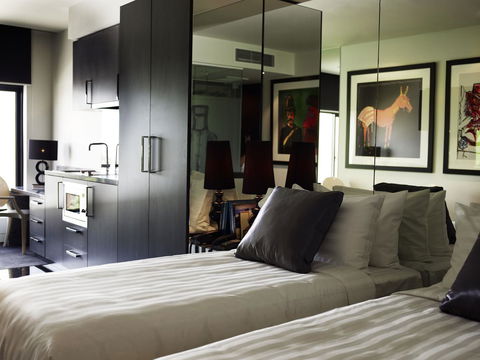 The Cullen Melbourne - Art Series - Accommodation Guide 18