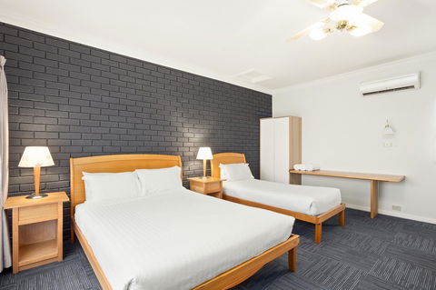 The International Motel Apollo Bay - Accommodation Asia 10