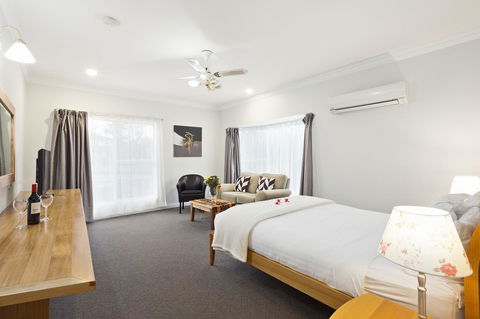 The International Motel Apollo Bay - Accommodation Asia 19