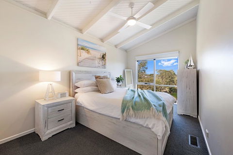 Beachside House - Accommodation Asia 14