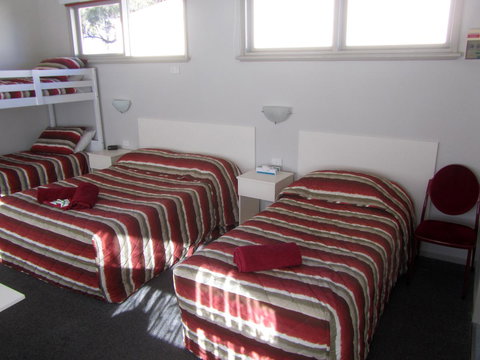 The Highlander Motel - 24HR Check In - Accommodation China 24