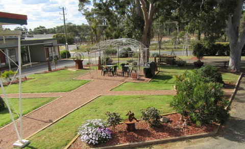 The Highlander Motel - 24HR Check In - Accommodation China 5