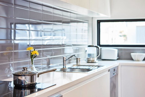 Richmond Â· 3 Level Architecturally Designed Richmond House - Accommodation China 5