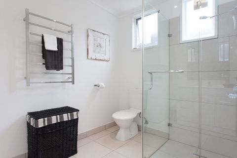 Capella Villa No. 4 - Stunning Luxury Decor Inside And Out - Accommodation Guide 11