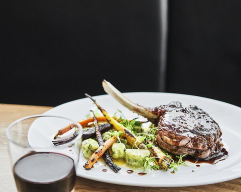 Plough Hotel - Accommodation Asia 21