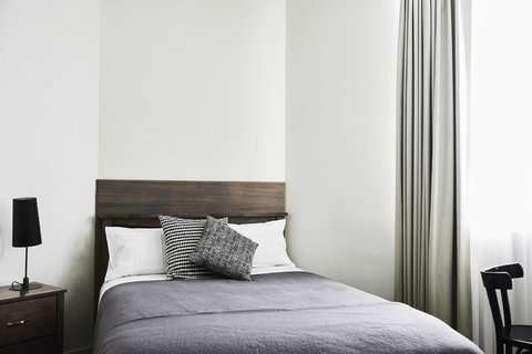 Plough Hotel - Accommodation Asia 3