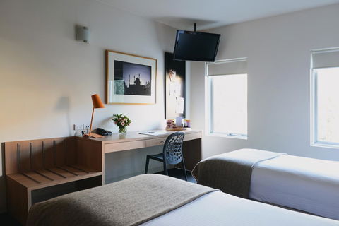 Saint Kilda Beach Hotel - Formerly Rydges St Kilda - Accommodation Asia 13