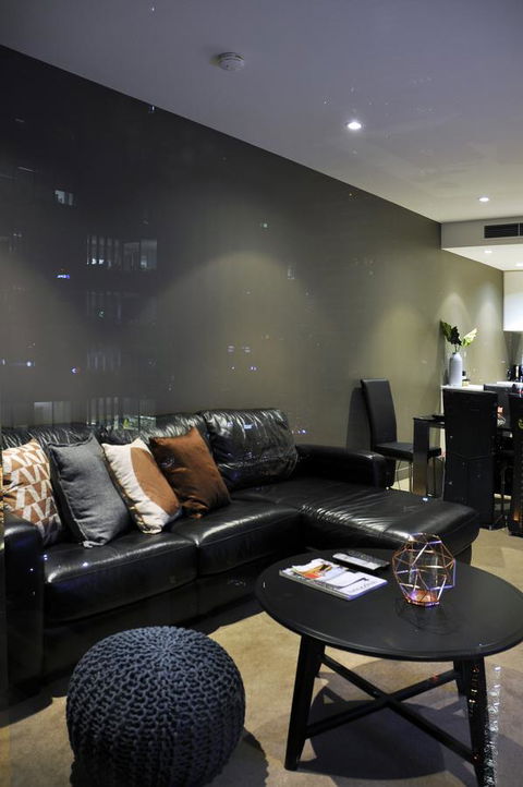 Mono Apartments On Freshwater Place - Accommodation Asia 24