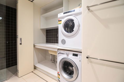 Mono Apartments On Freshwater Place - Accommodation Asia 27