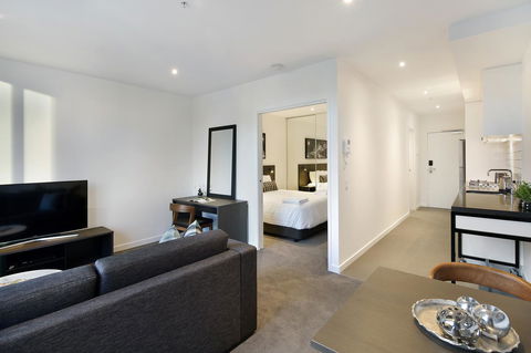 Experience Bella Hotel Apartments - Accommodation Asia 32