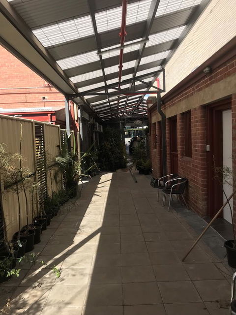 CROWN CENTRAL BUSINESS DISTRICT MOTEL - NO UNDER 18s - Accommodation Asia 14