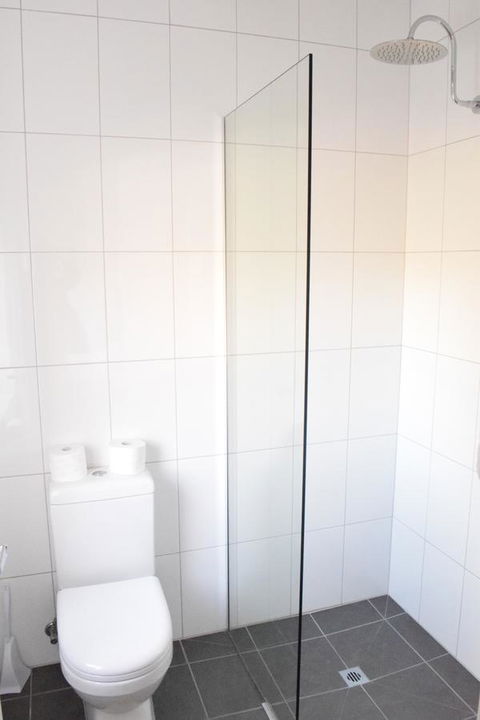 CROWN CENTRAL BUSINESS DISTRICT MOTEL - NO UNDER 18s - Accommodation Asia 30