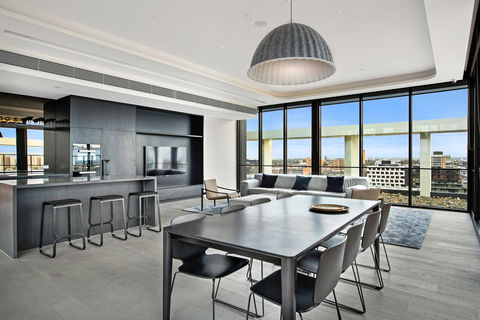 The Eminence Apartments By CLLIX - Accommodation Asia 2