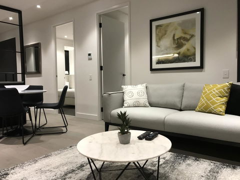 The Eminence Apartments By CLLIX - Accommodation Asia 18