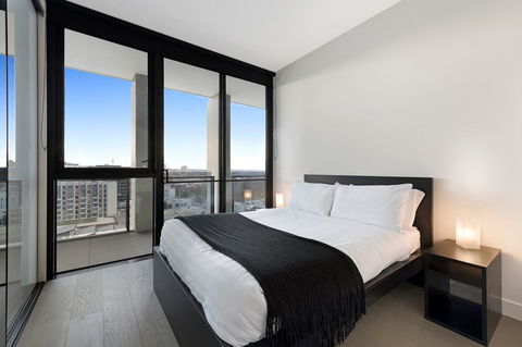 The Eminence Apartments By CLLIX - Accommodation Asia 7