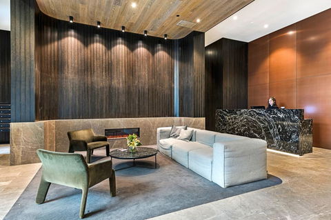The Eminence Apartments By CLLIX - Accommodation Asia 5