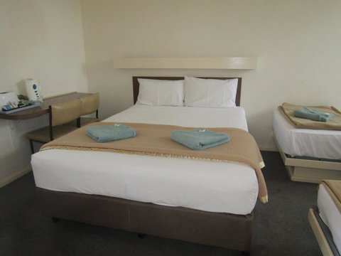 Twin City Motor Inn - Accommodation Asia 2