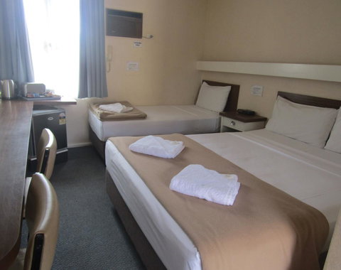 Twin City Motor Inn - Accommodation Asia 3