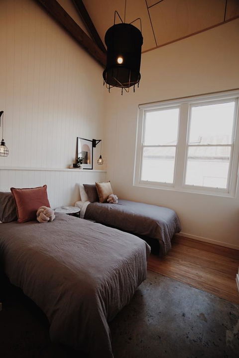 THE WAREHOUSE APARTMENTS - Accommodation Guide 17