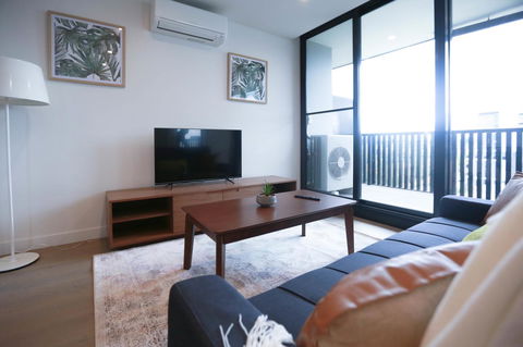 Box Hill 2 Bedroom Apt (La Maison) 02 - Accommodation Asia 2