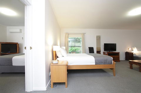 Quality Inn & Suites The Menzies - Accommodation Asia 11