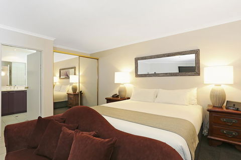 Quality Inn & Suites The Menzies - Accommodation Asia 36