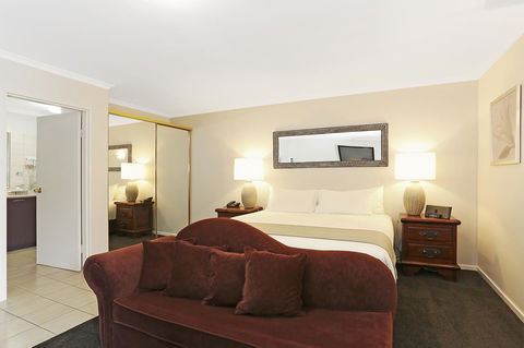 Quality Inn & Suites The Menzies - Accommodation Asia 37