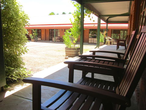 The Harrietville Snowline Hotel - Accommodation Asia 6