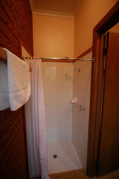 The Harrietville Snowline Hotel - Accommodation Asia 22