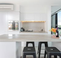 Modern Apartment in the heart of St Kilda