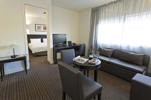 Causeway 353 Hotel - Accommodation Asia 10