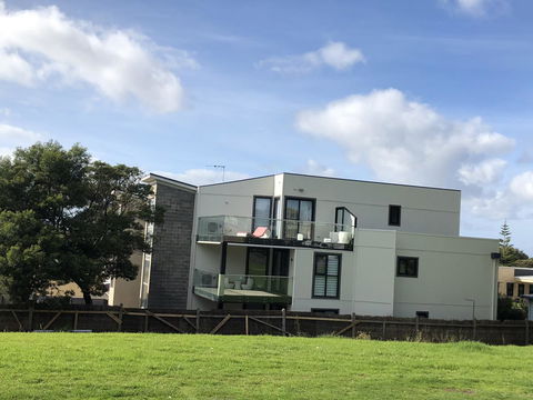 Apartments In Phillip Island Towers - Block C - Accommodation Guide 33