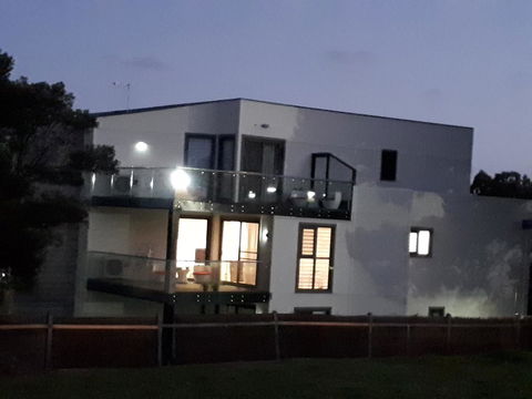 Apartments In Phillip Island Towers - Block C - Accommodation Guide 21