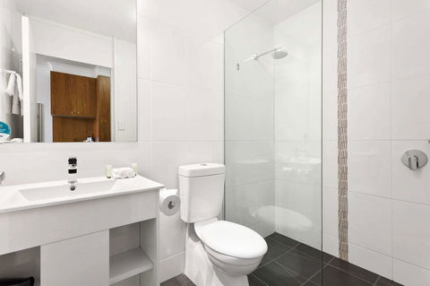 Quality Hotel Bayside Geelong - Accommodation Guide 24