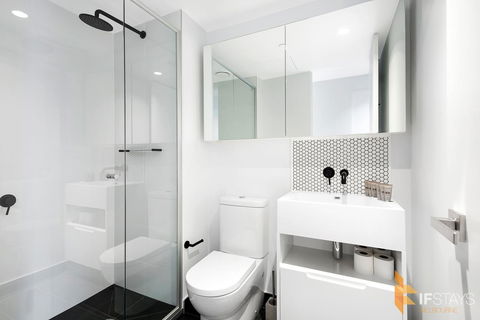 IFSuites (IFSTAYS) Light House Victoria One Apartment - Accommodation Guide 5