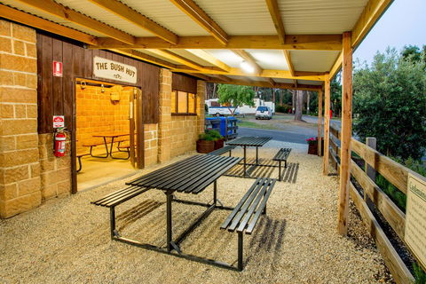 BIG4 Castlemaine Gardens - Accommodation Asia 24