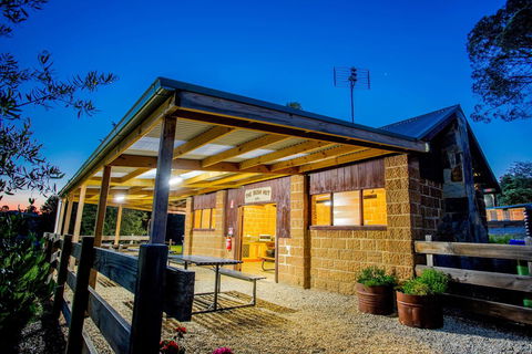 BIG4 Castlemaine Gardens - Accommodation Asia 23